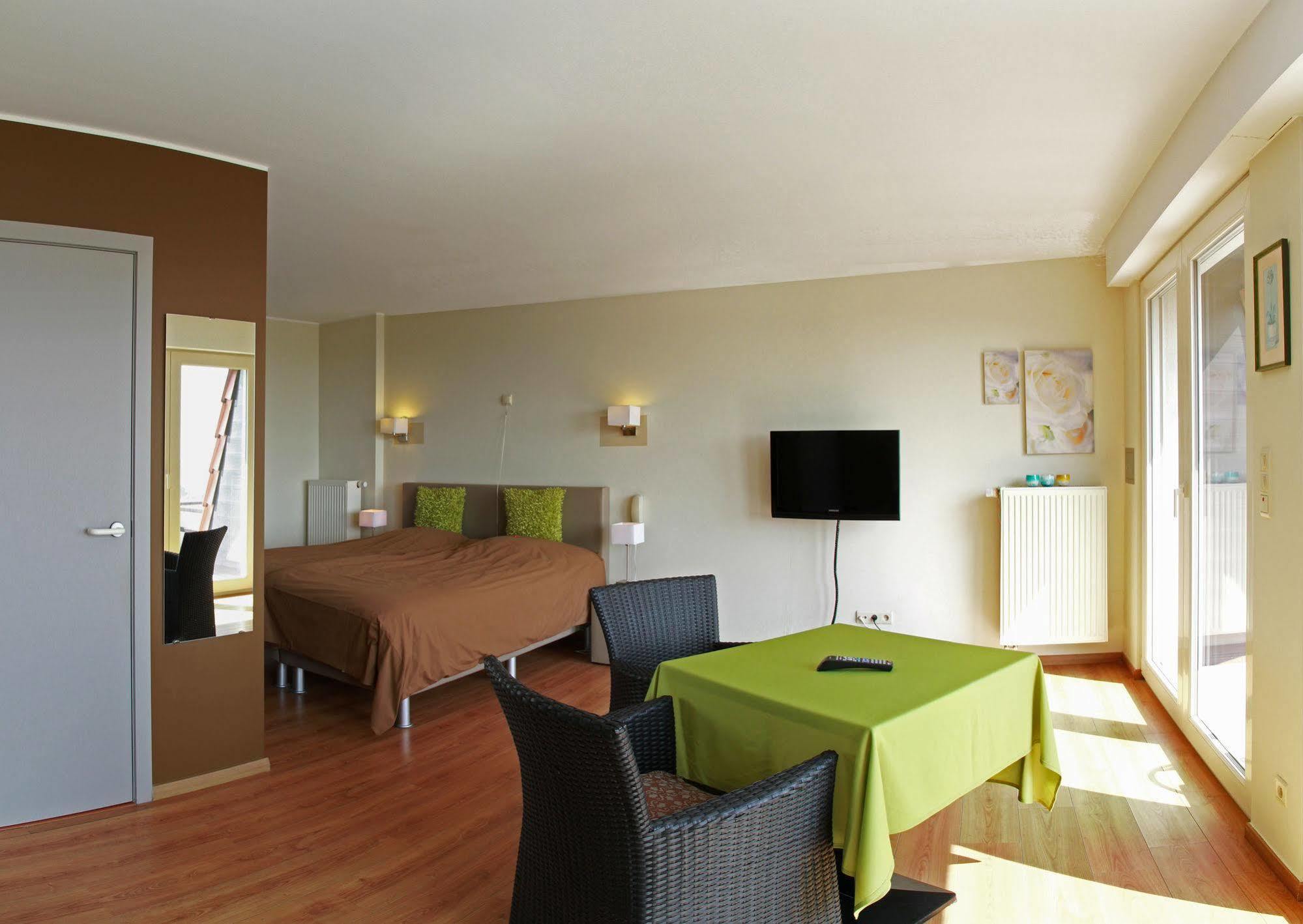 Hotel Belvedere Westouter Bagian luar foto